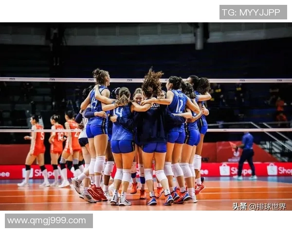 女排中国队在南京迎战意大利队势必上演精彩对决展现巅峰实力 女排中国队在南京迎战意大利队势必上演精彩对决展现巅峰实力